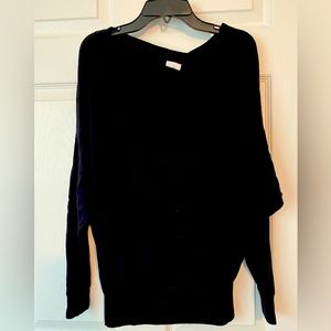 Cabi 5322 Beals sweatshirt